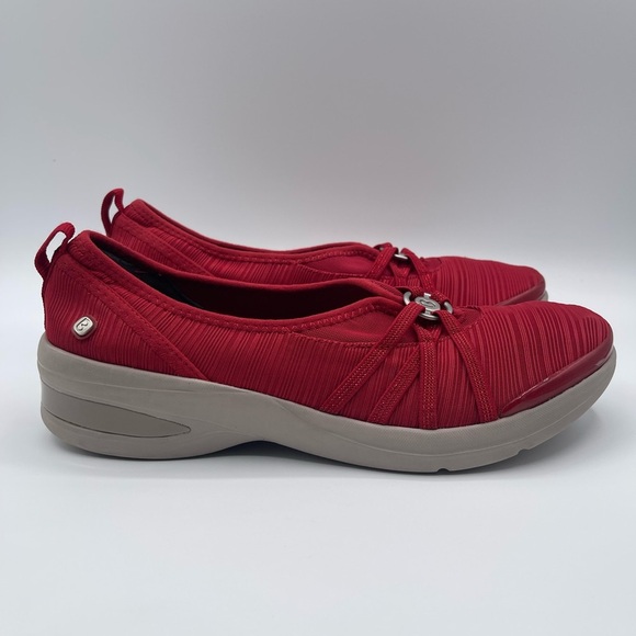Red Bzees Rosie Slip On Shoes Women’s Cloud Technology Gel Everyday Walking Shoe - Picture 1 of 9